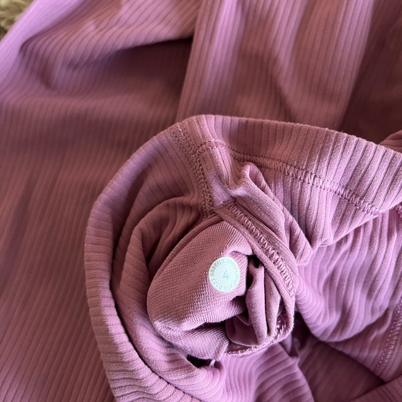 LULULEMON Align Ribbed High Rise Pant 25” - Picture 3 of 4